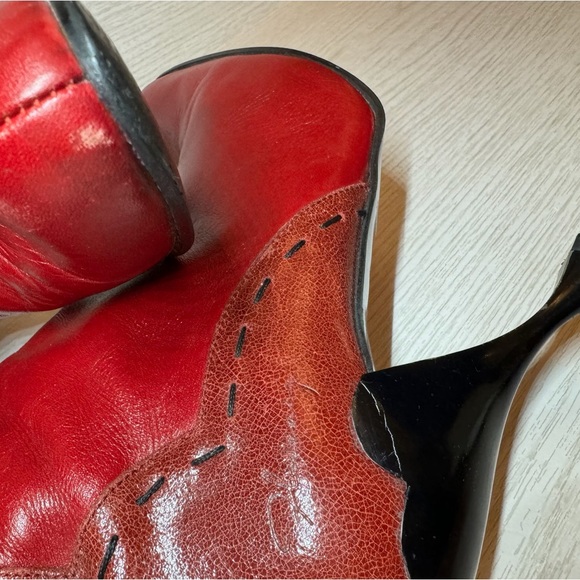 JOHN FLUEVOG Cherry Bomb Sculpted Heel Boots Sz 10 - Picture 5 of 6